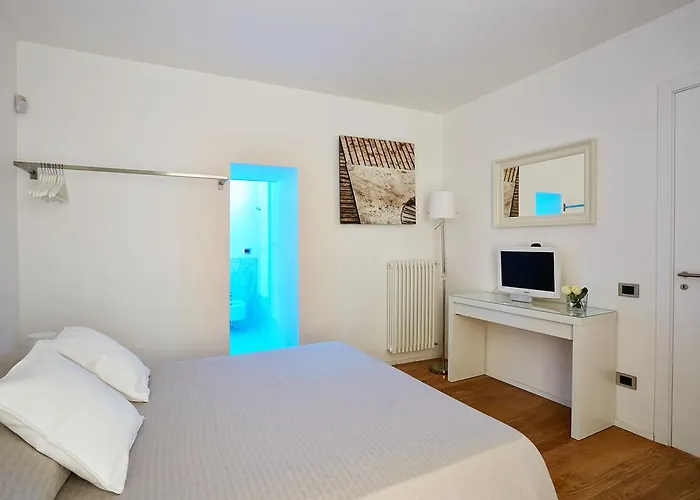 住宿加早餐酒店 Moncada *